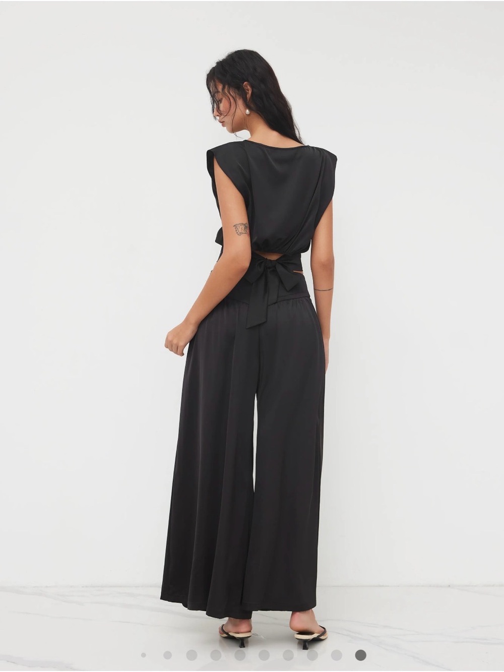 Cider Mid-Rise Wide Leg Satin Pants - Black - Picture 9 of 15